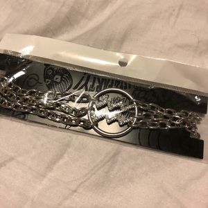 Brand new wavy aquarius chain choker